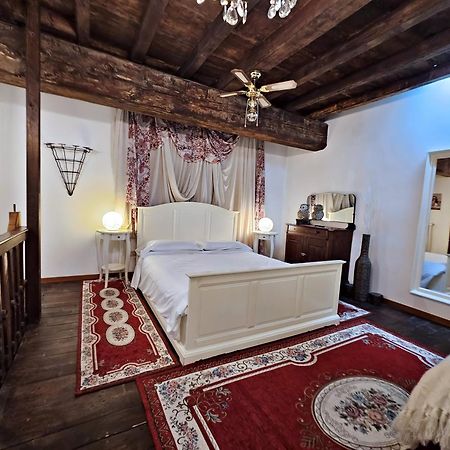 Апартаменты Residenza Saragozza Nuovo Stile Gipsy 2025 ! Болонья Экстерьер фото