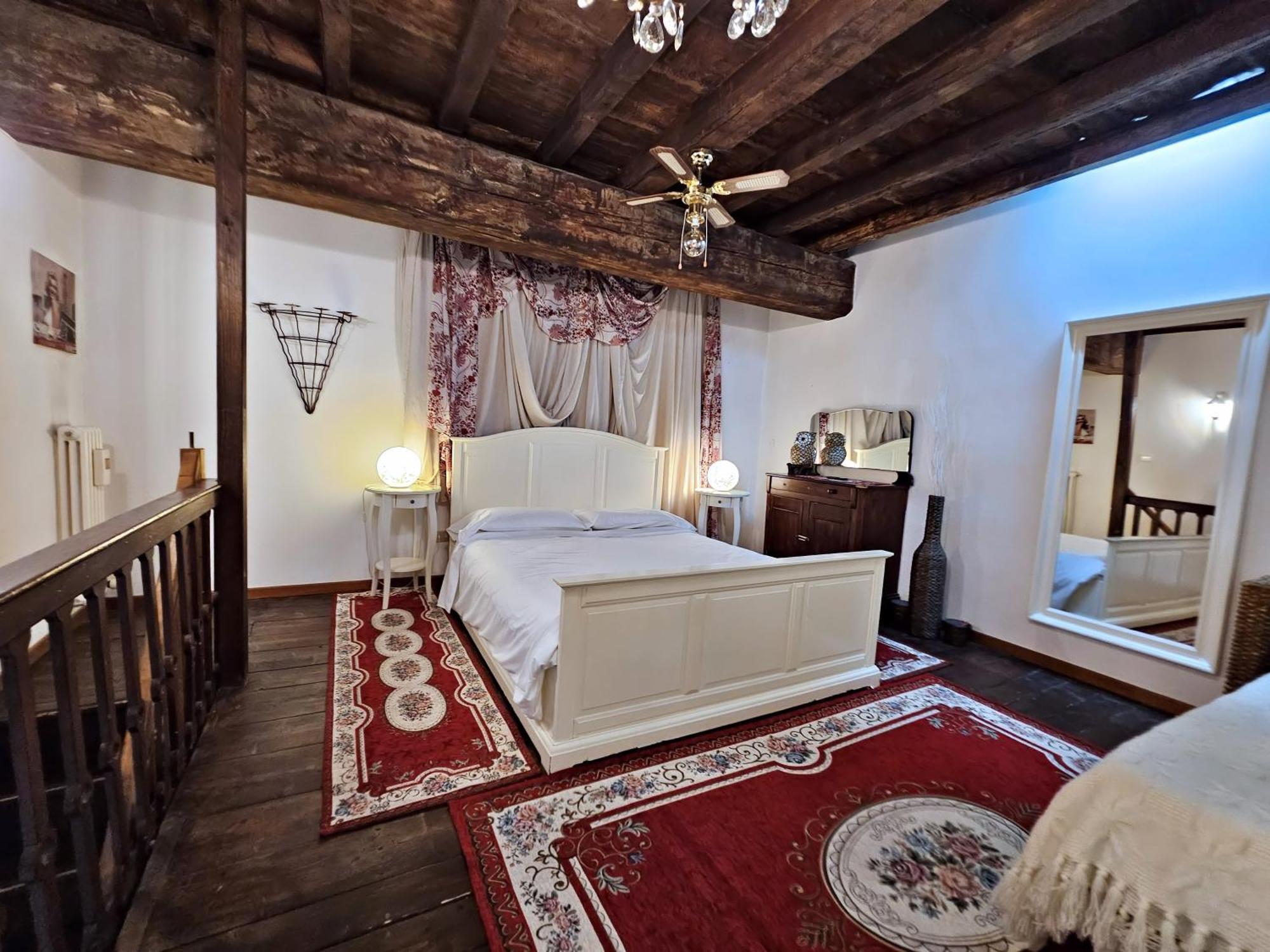 Апартаменты Residenza Saragozza Nuovo Stile Gipsy 2025 ! Болонья Экстерьер фото
