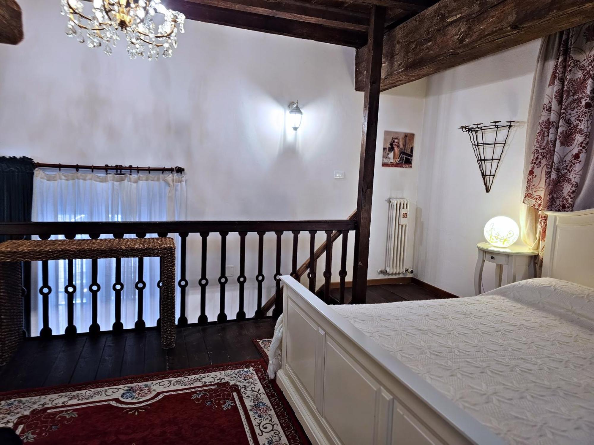 Апартаменты Residenza Saragozza Nuovo Stile Gipsy 2025 ! Болонья Экстерьер фото